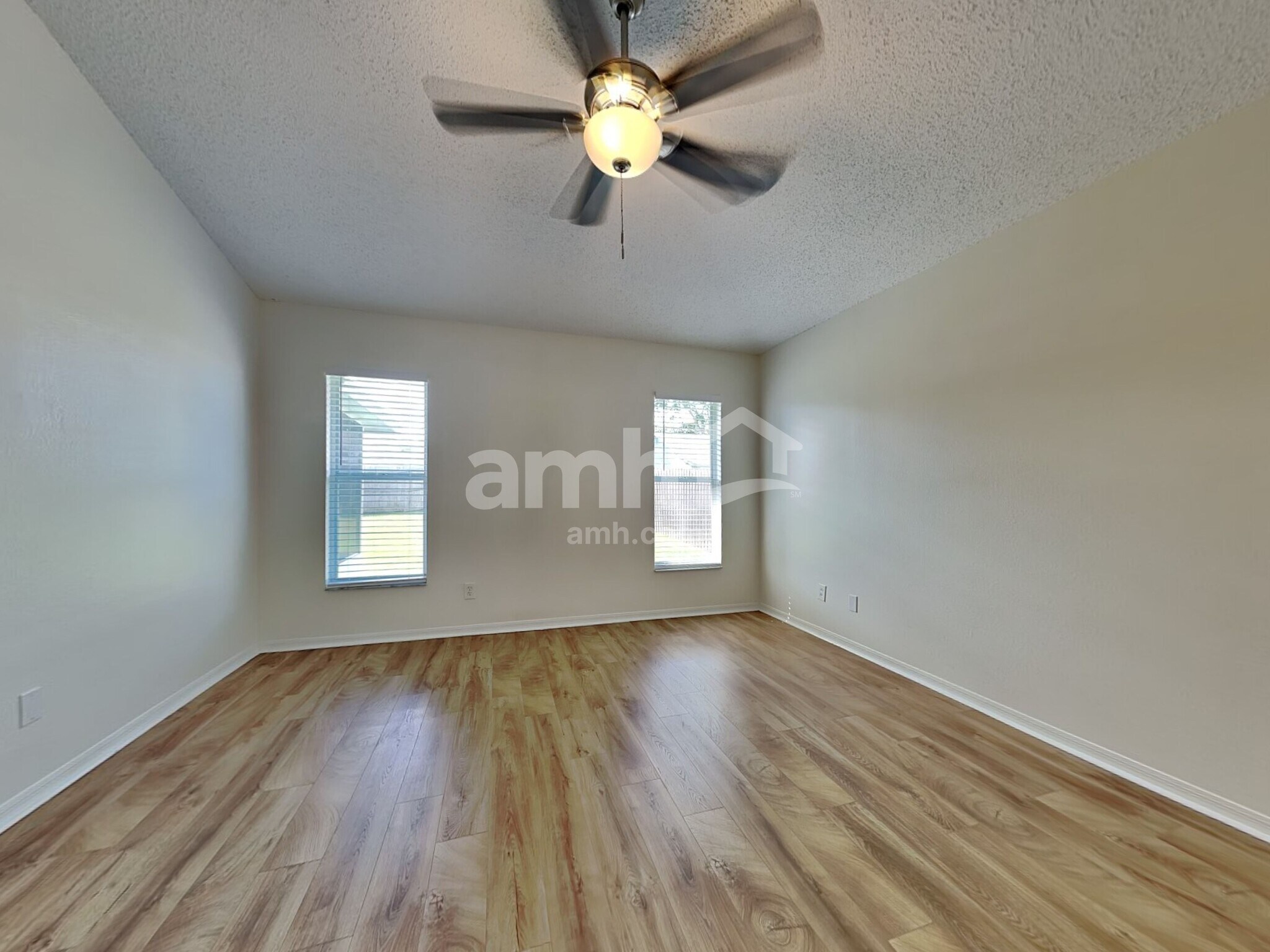 Building Photo - 1415 Compton St