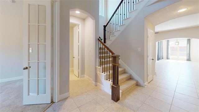 Building Photo - 816 Sandbox Dr