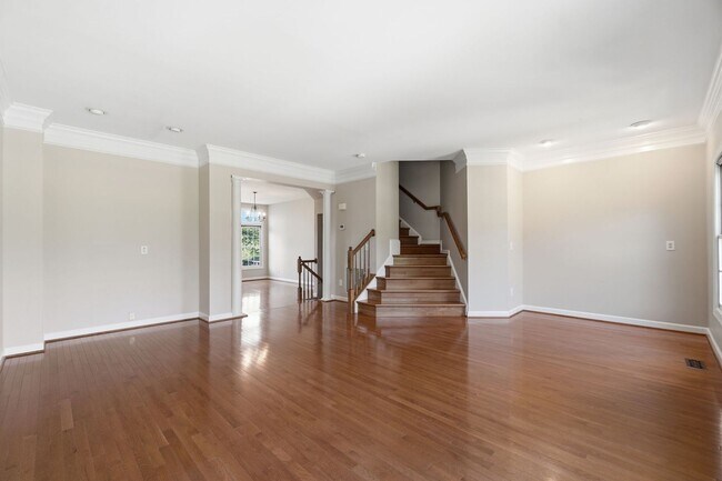 Building Photo - This is Northern Virginia living at its finest—offering the charm of a neighborhood community wit...