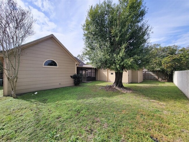 Building Photo - 11614 Taos Ln