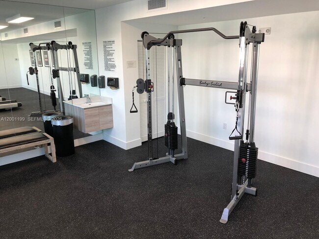 Building Photo - 4100 SW 64th Ave