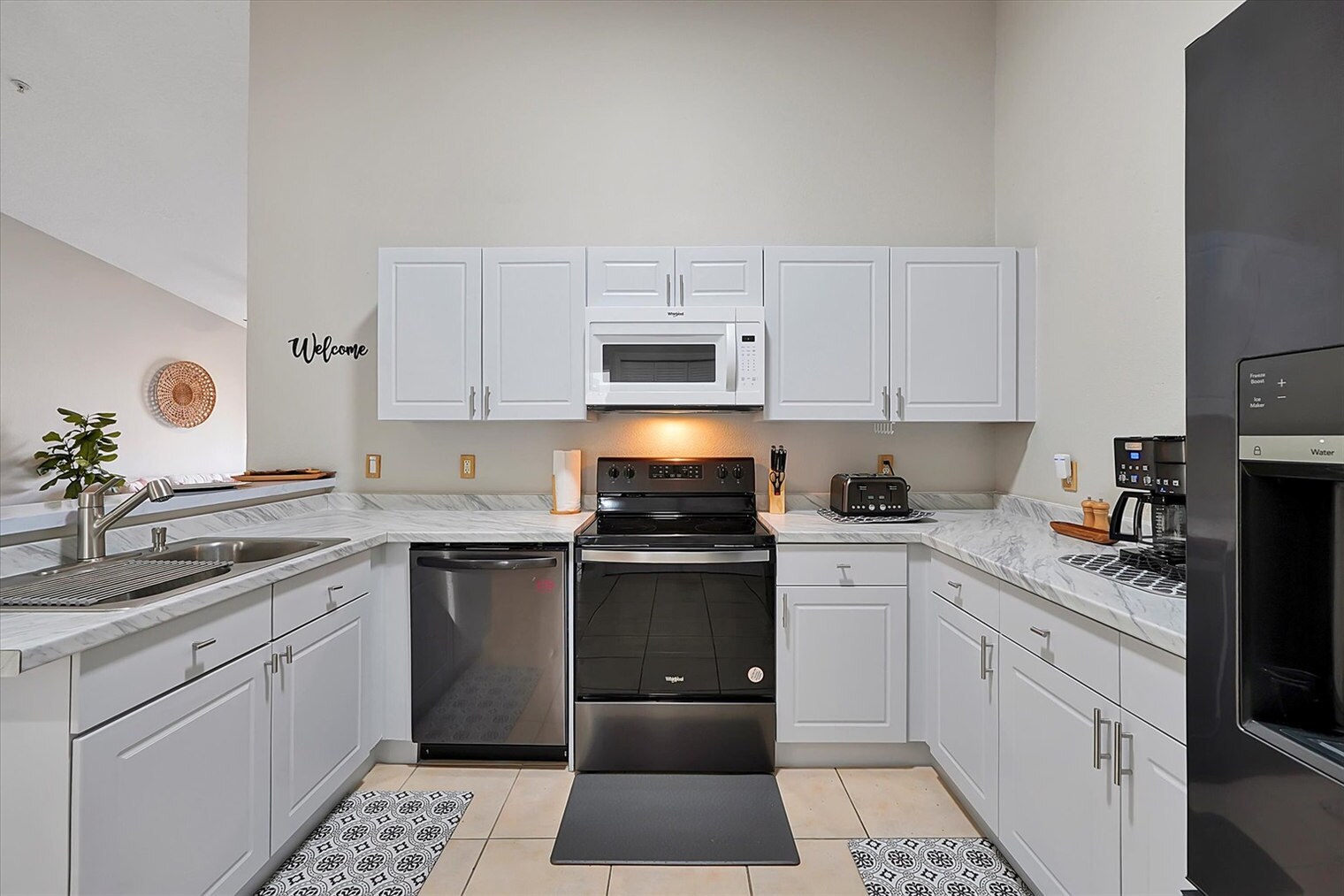Building Photo - 2722 Club Cortile Cir