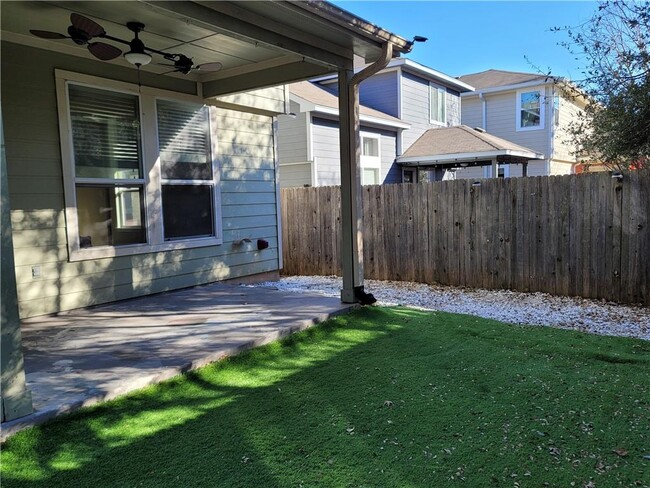 Building Photo - 8728 Wood Stork Dr