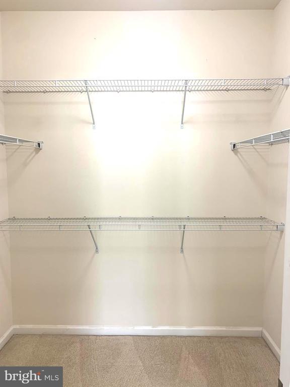 Building Photo - 9457 Virginia Jane Way