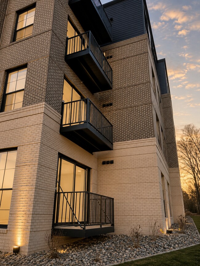 Building Photo - 2335 SE Glacier Trl
