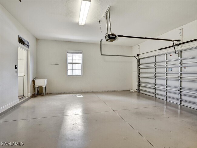 Building Photo - 15377 Cortona Way