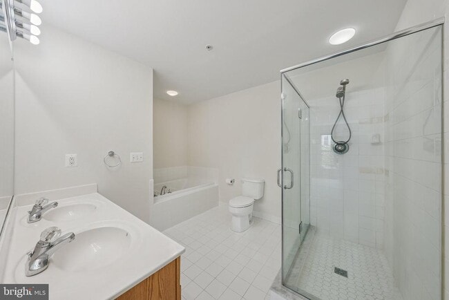 Building Photo - 15503 John Diskin Cir