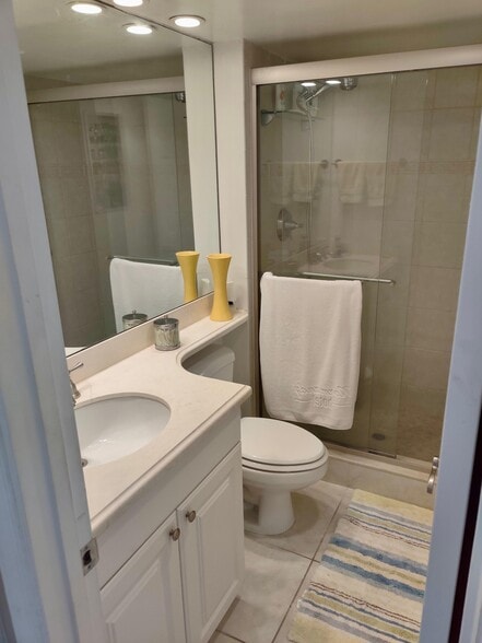 Building Photo - 3031 N Ocean Blvd