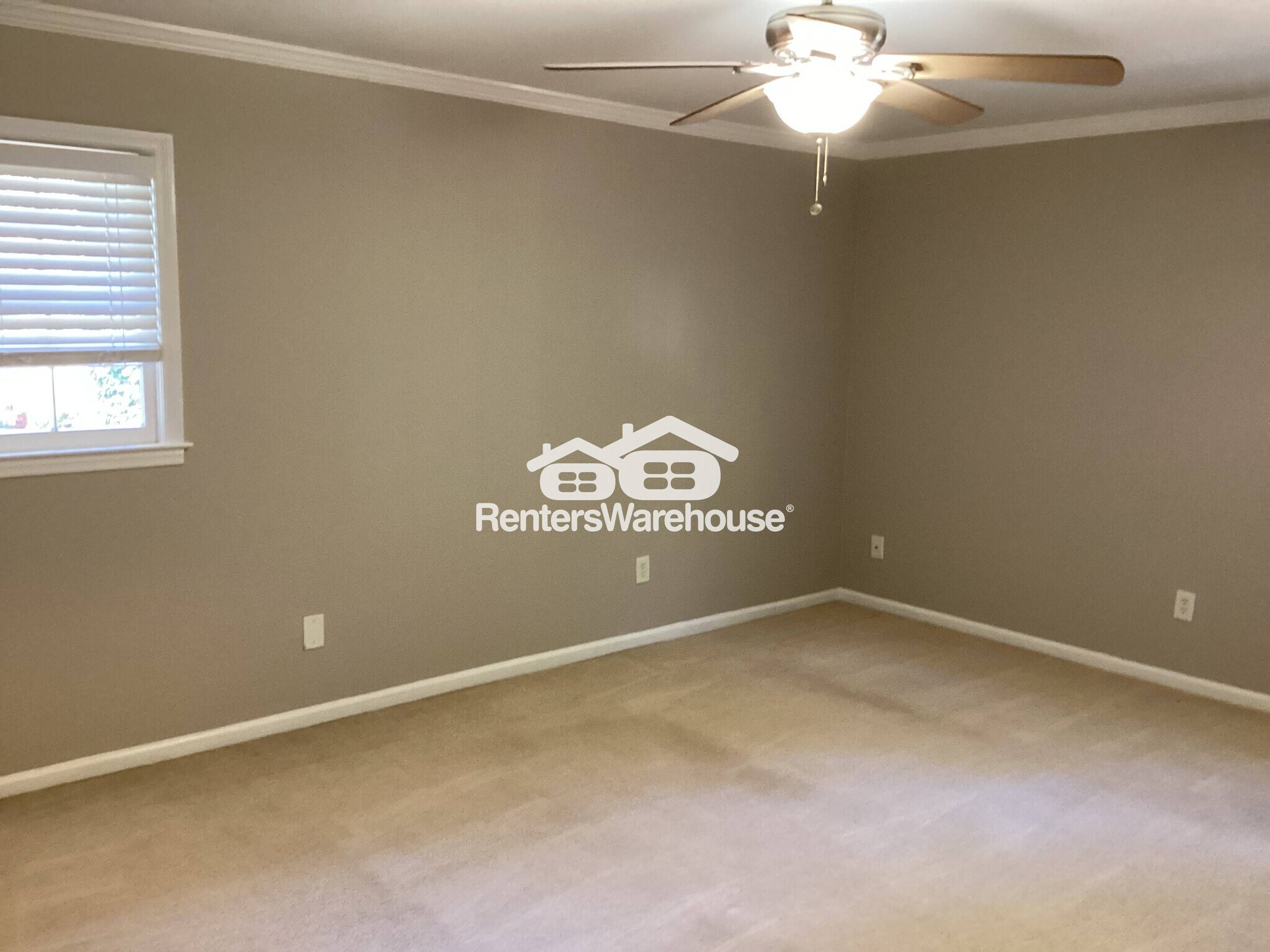 Building Photo - 4695 N Peachtree Rd