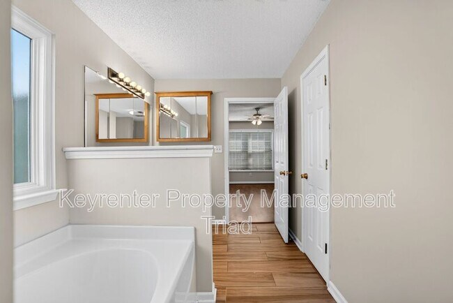 Building Photo - 4510 Camden Ridge Dr