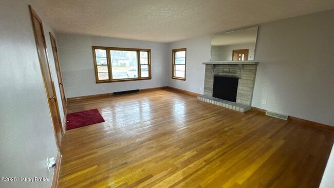 Building Photo - 5908 Ashby Ln