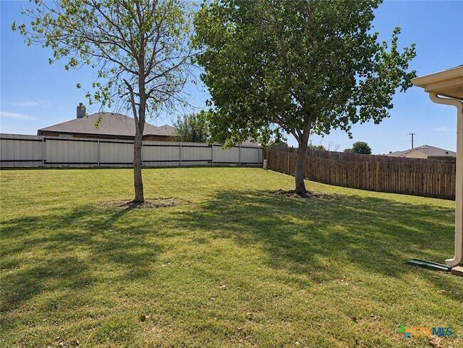Building Photo - 3610 Del Mar Ct