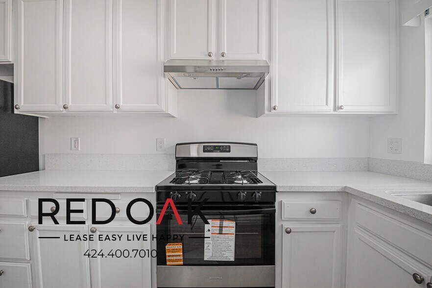 Building Photo - 6853 Agnes Ave