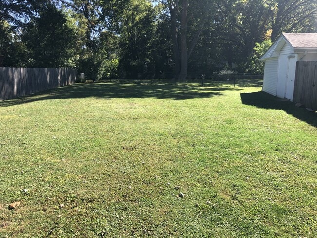 Building Photo - 113 Southview Terrace