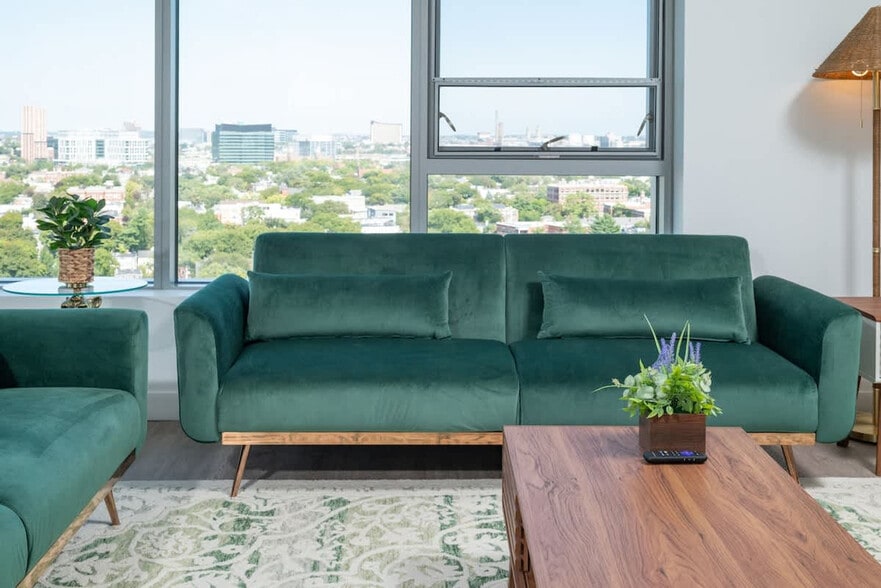 Building Photo - 425 Massachusetts Ave