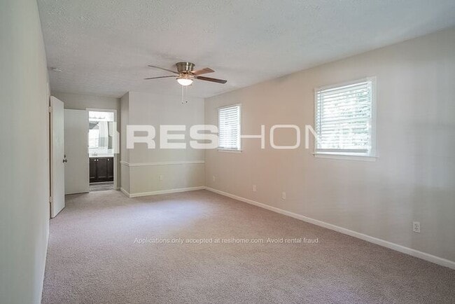 Building Photo - 4895 Timber Ridge Dr