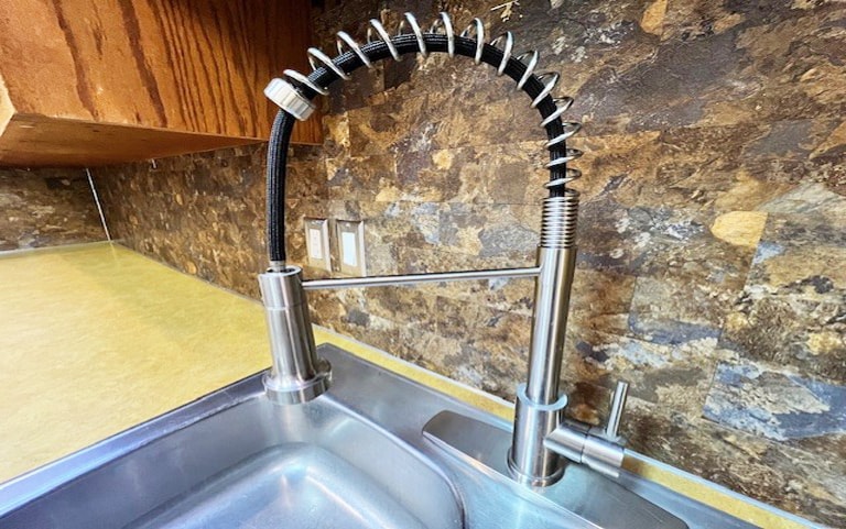 Building Photo - 3879 Polk St NE