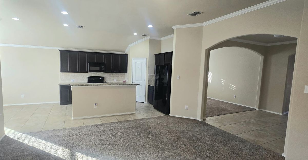 Building Photo - 1209 Nocona Dr