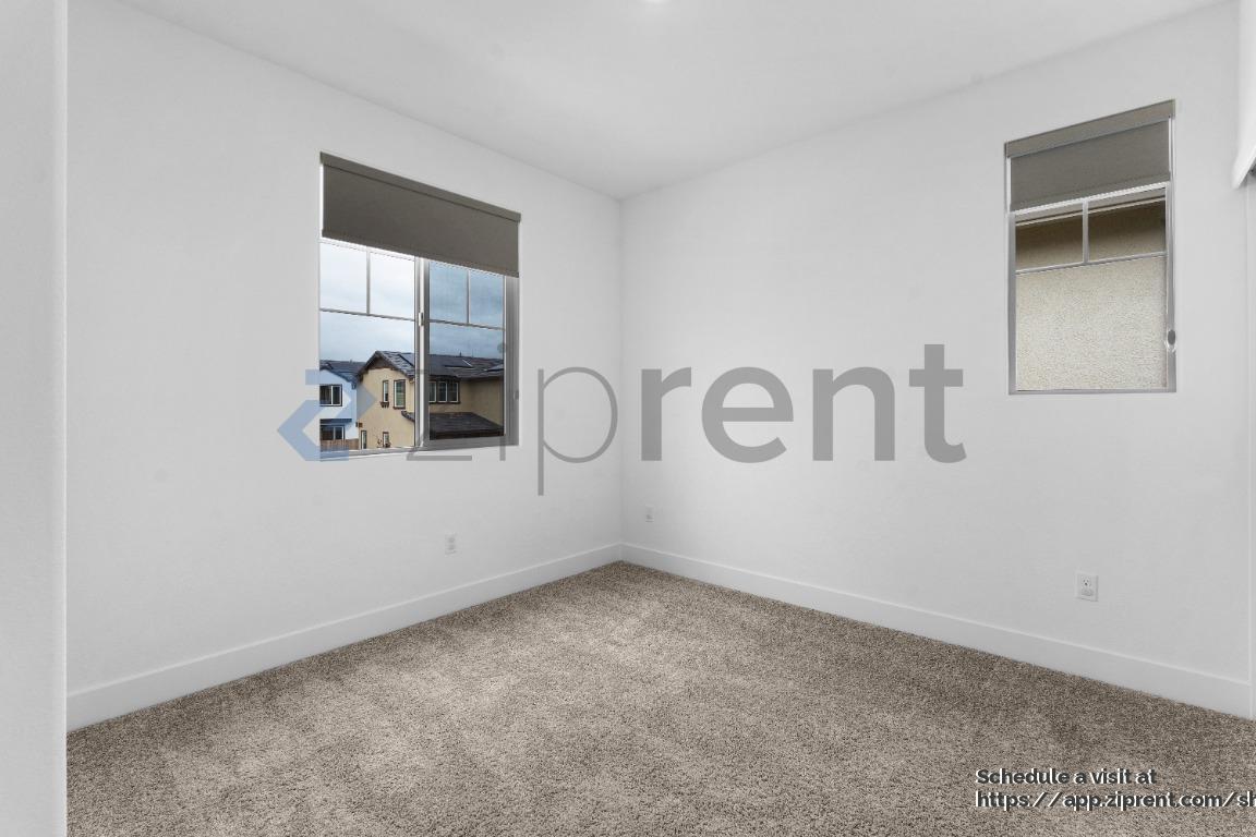 Building Photo - 4785 Happy Hallow Dr