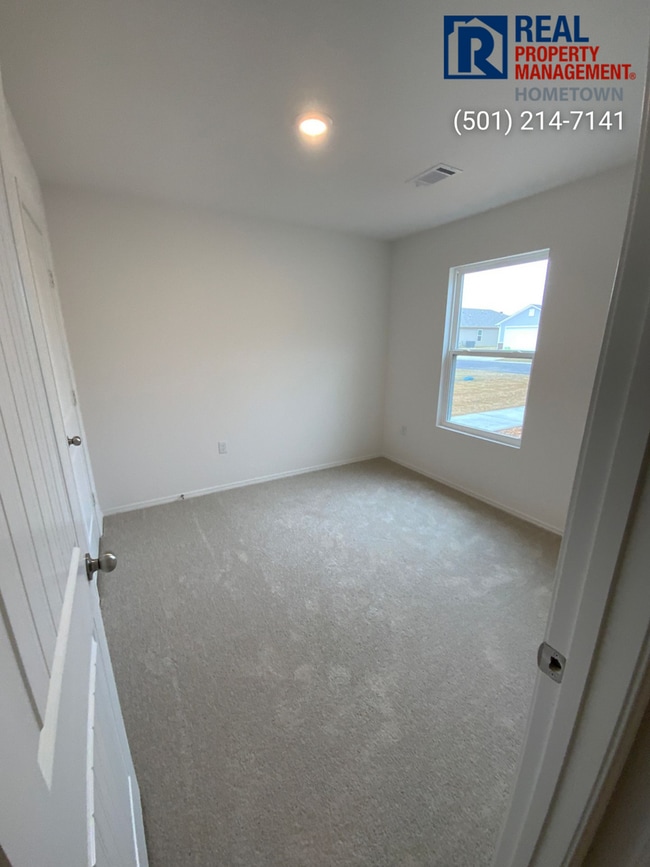 Building Photo - 26 Sourdough Crk Ln