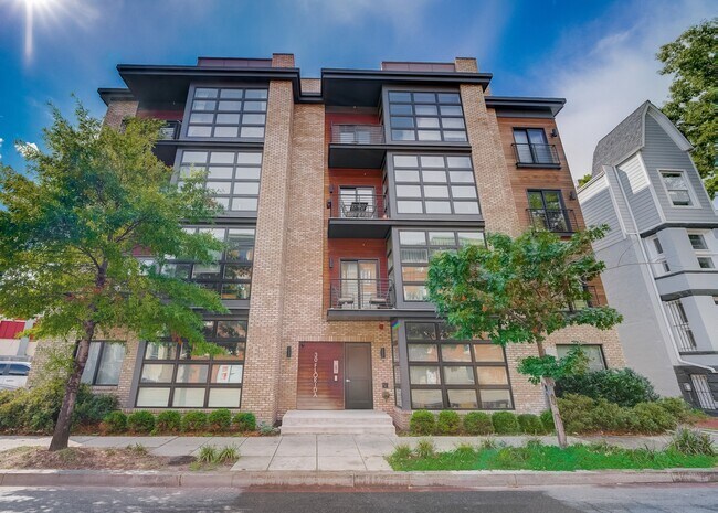 The whole building - 30 Florida Ave NW