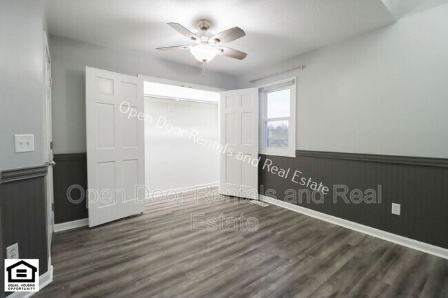 Building Photo - 8218 Fountainhead Dr
