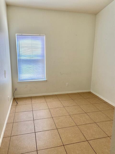 Building Photo - 15006 Nunda Dr