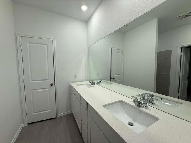 Building Photo - 17702 Sage Thrasher Dr