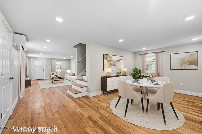 Building Photo - 305 Parsonage St