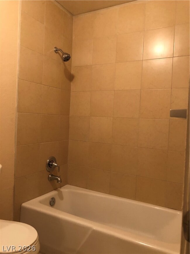 Building Photo - 2924 Black Forest Dr