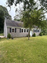 Building Photo - Dennisport 3 Bedroom Ranch
