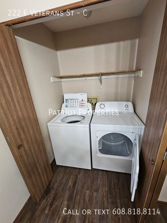 Building Photo - 222 E Veterans St