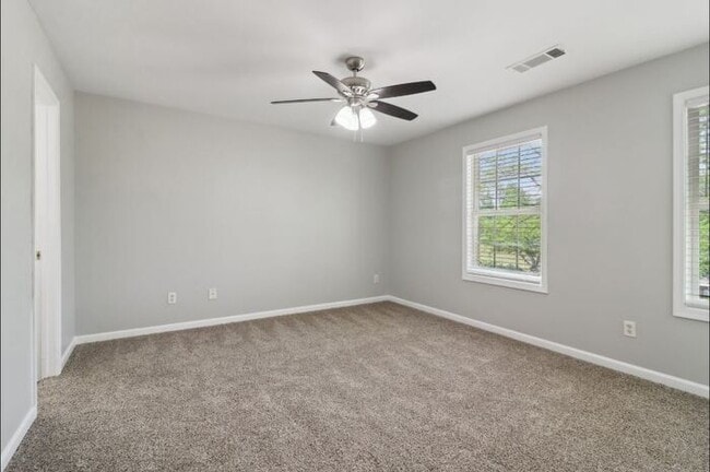 Building Photo - Fantastic 3bd/2.5ba home! Let yourself in!