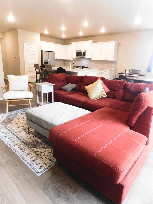 Building Photo - Charming 3 bedroom home for rent