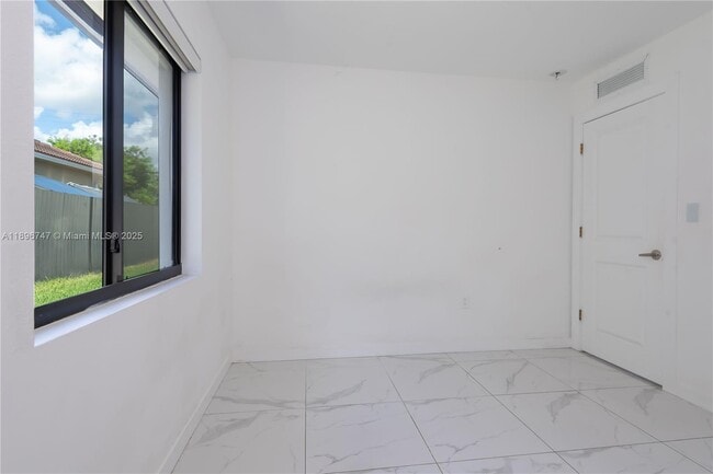 Building Photo - 2492 NW 44th St