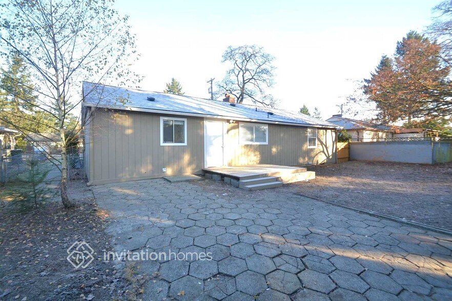 Building Photo - 7020 87th St SW