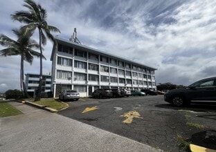 Building Photo - 94-309-249 Waikele Rd