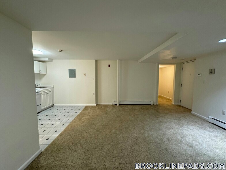 Building Photo - 1223 Beacon St