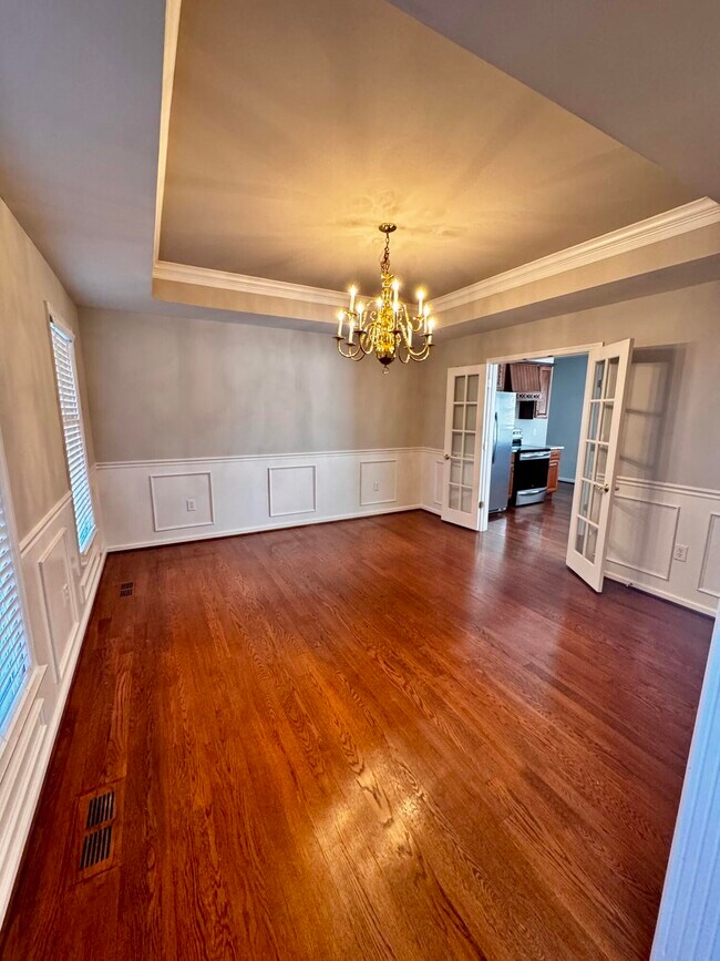 Building Photo - 4320 Creek Valley Way