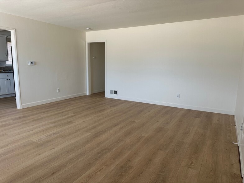Building Photo - 21871 Hurons Ave