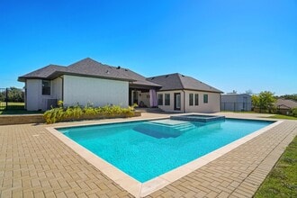 Building Photo - 13297 Roanoke Rd