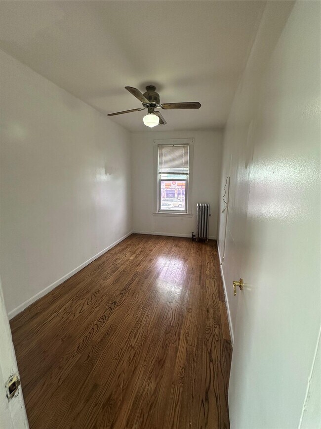 Building Photo - 93-24-93239 239th St