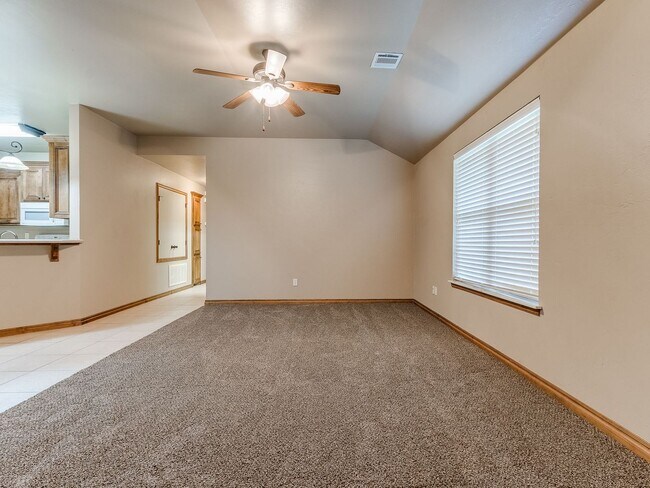 Building Photo - 2409 Kyle Robert Ln