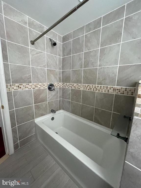 Building Photo - 2430 Carpenter St