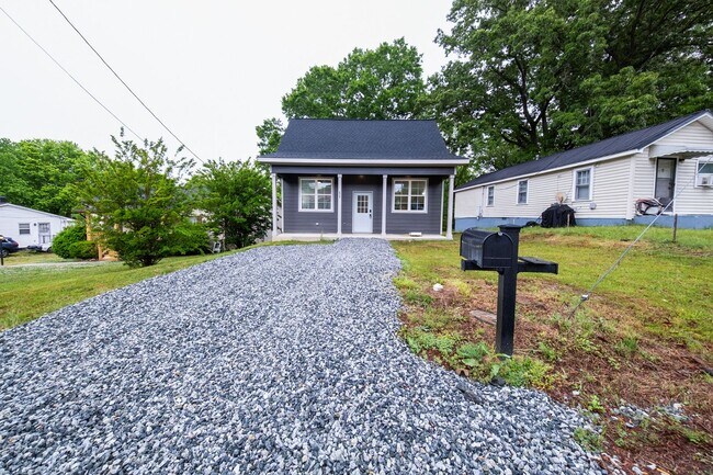 Building Photo - Brand New 2 Bed / 1 Bath Home with Loft