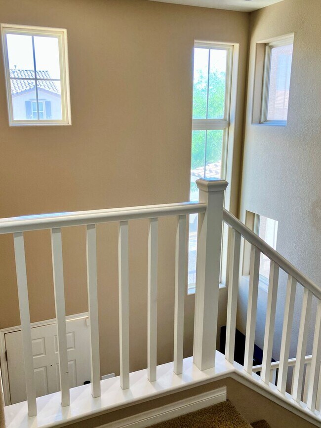 Building Photo - Welcome to your new home at Alington Bend ...