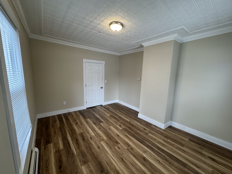 Building Photo - 7 Spring St