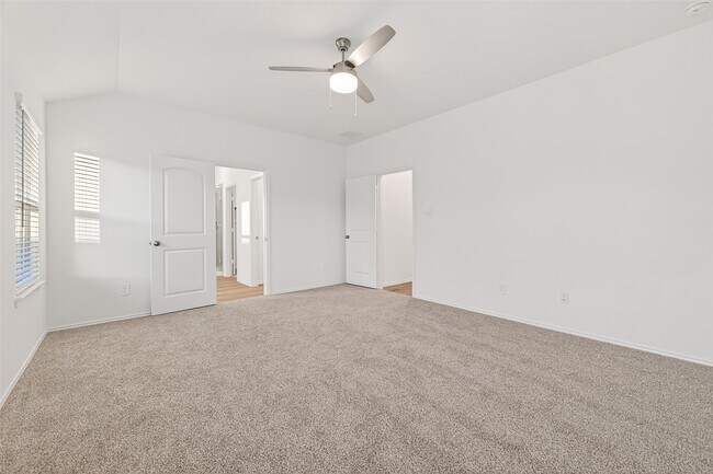 Building Photo - 27410 Oceanus Springs Dr