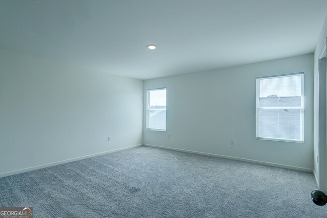 Building Photo - 322 Foxtrot Trl