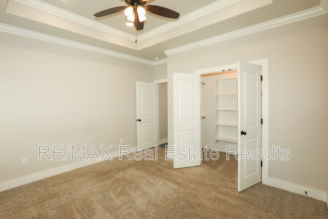 Building Photo - 10 Latheron Pl